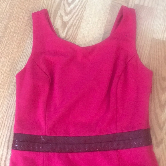 Dress - Picture 6 of 7